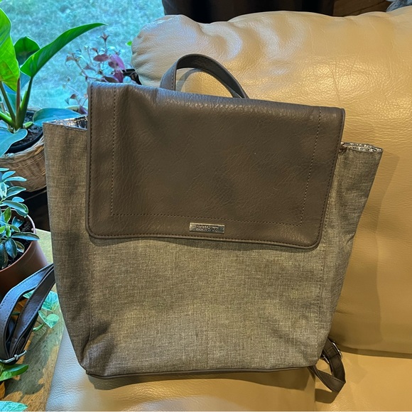 Roots Cooler Backpack - Picture 1 of 2